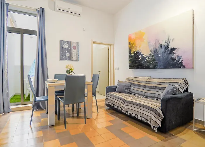 Large Studio Apartment 2 - By Solea Holiday Homes